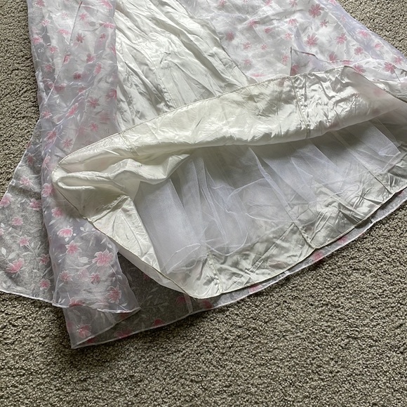 ✨Pink and White Top + Long Skirt Set✨ - Picture 14 of 16